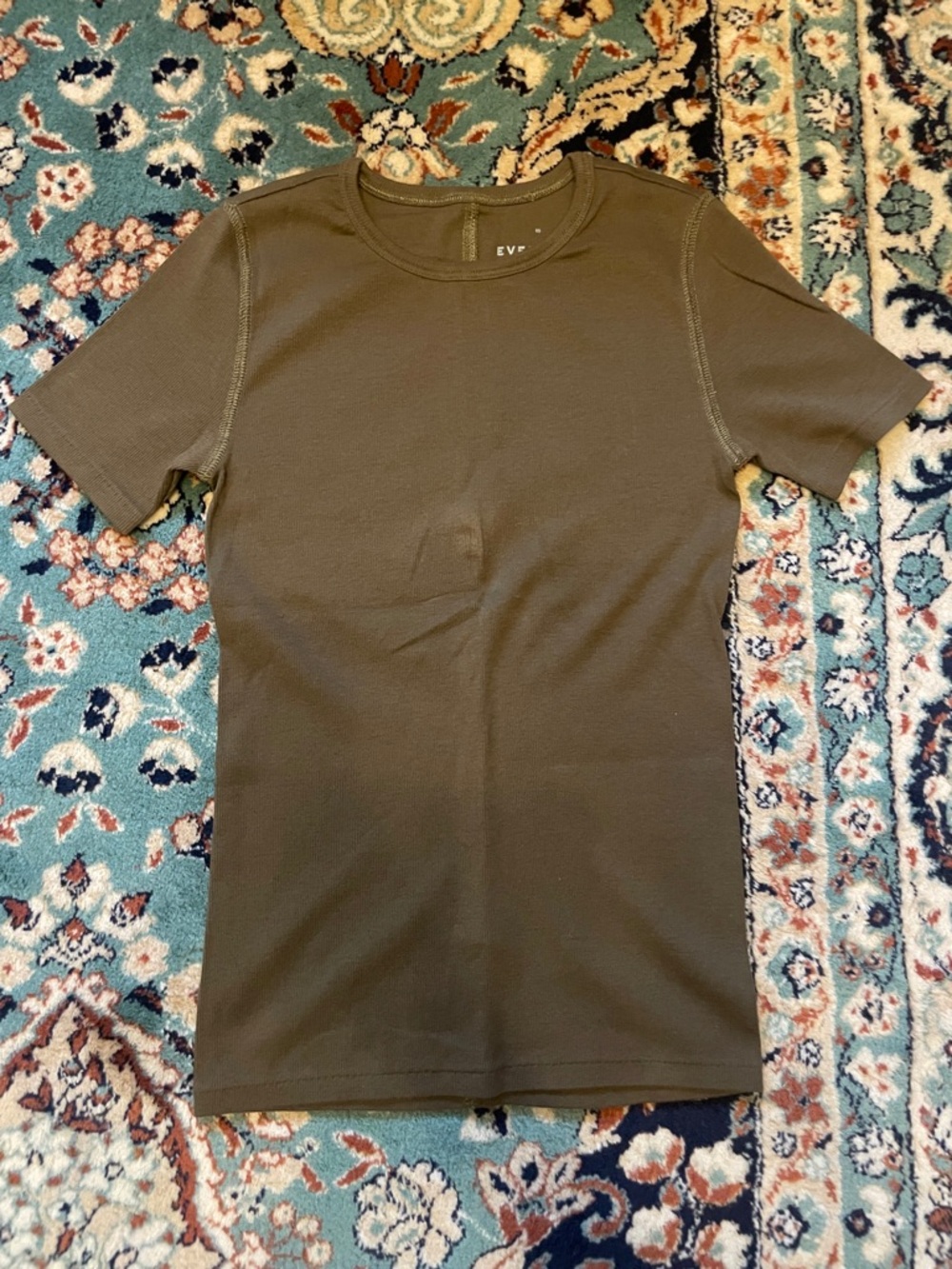 Everlane Olive Short Sleeve Crew Tee